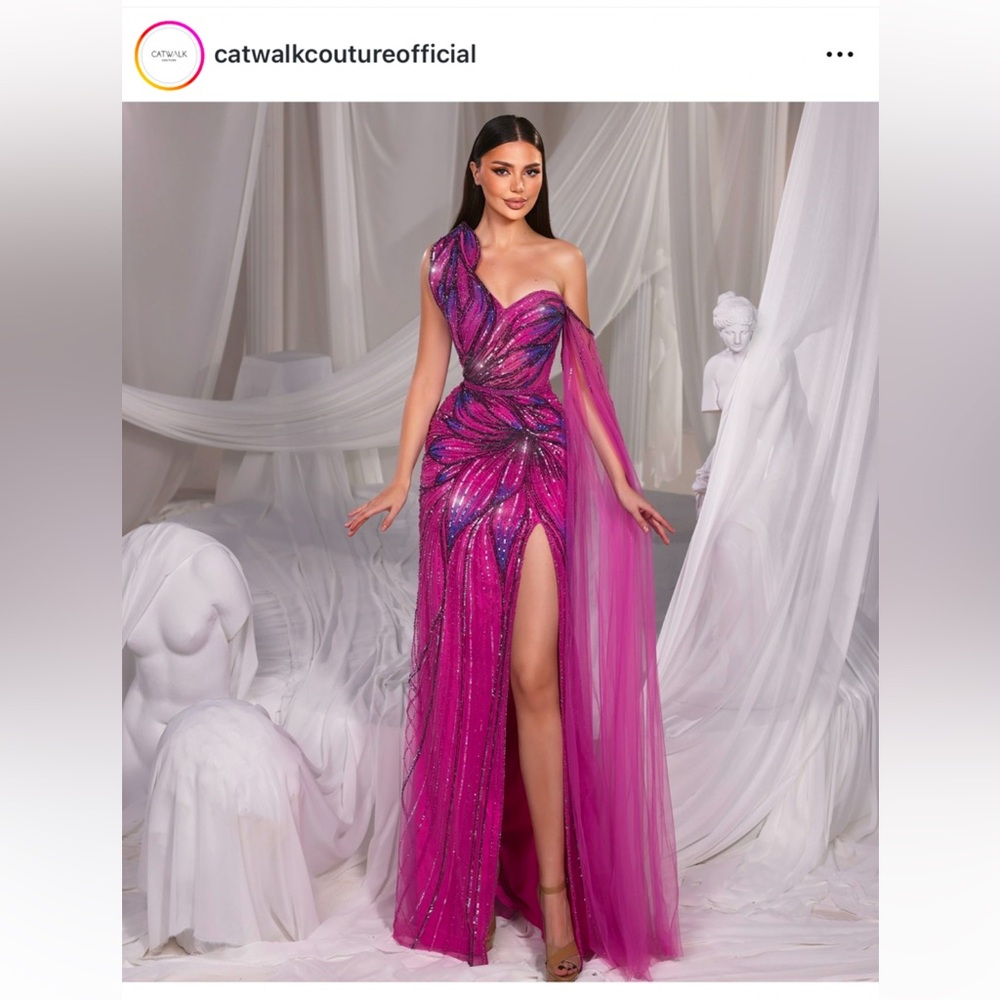 NWT size 8 Catwalk Couture long dress